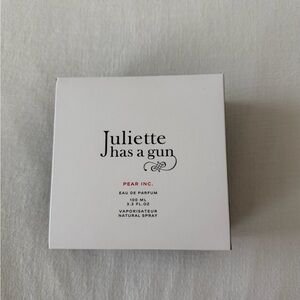 Brand New Juliette Has a Gun Eau de Parfum - White